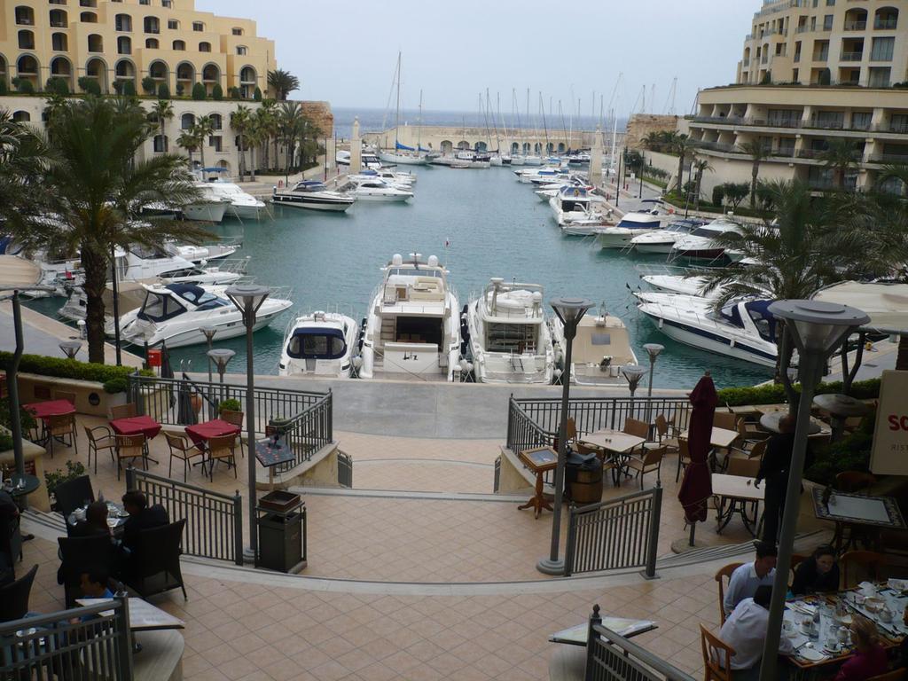 Paceville Montecarlo Apartments Saint Julian's Eksteriør bilde