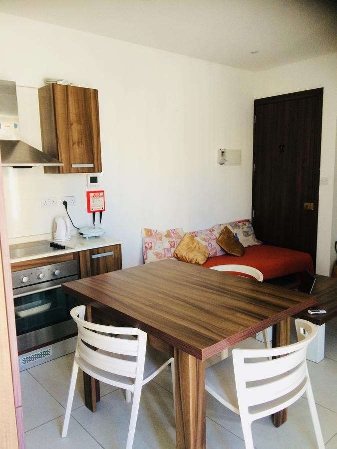 Paceville Montecarlo Apartments Saint Julian's Eksteriør bilde